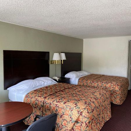 Red Carpet Inn Greensboro Kültér fotó