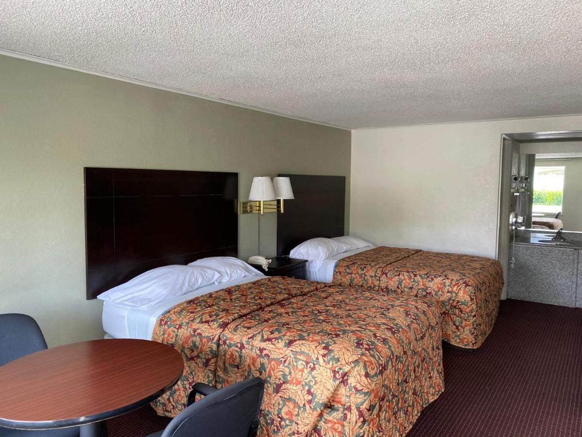 Red Carpet Inn Greensboro Kültér fotó